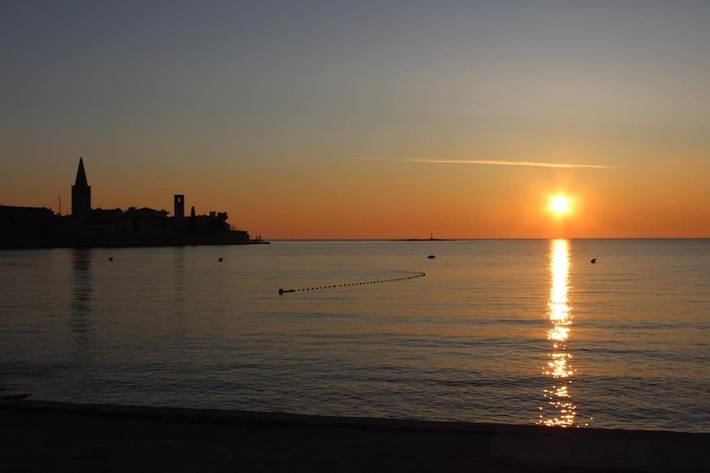 Modern Apartment In Porec Luaran gambar