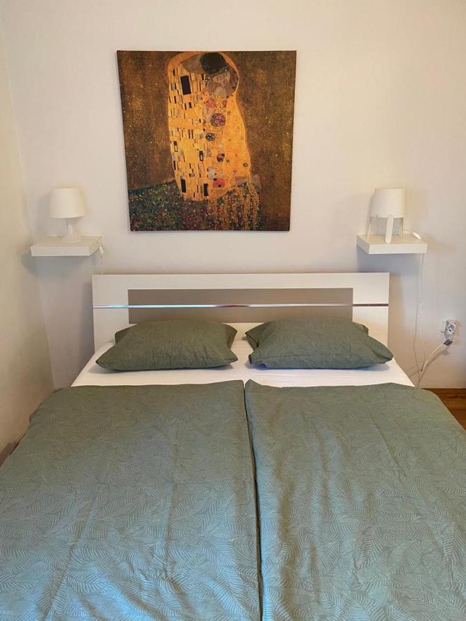 Modern Apartment In Porec Luaran gambar